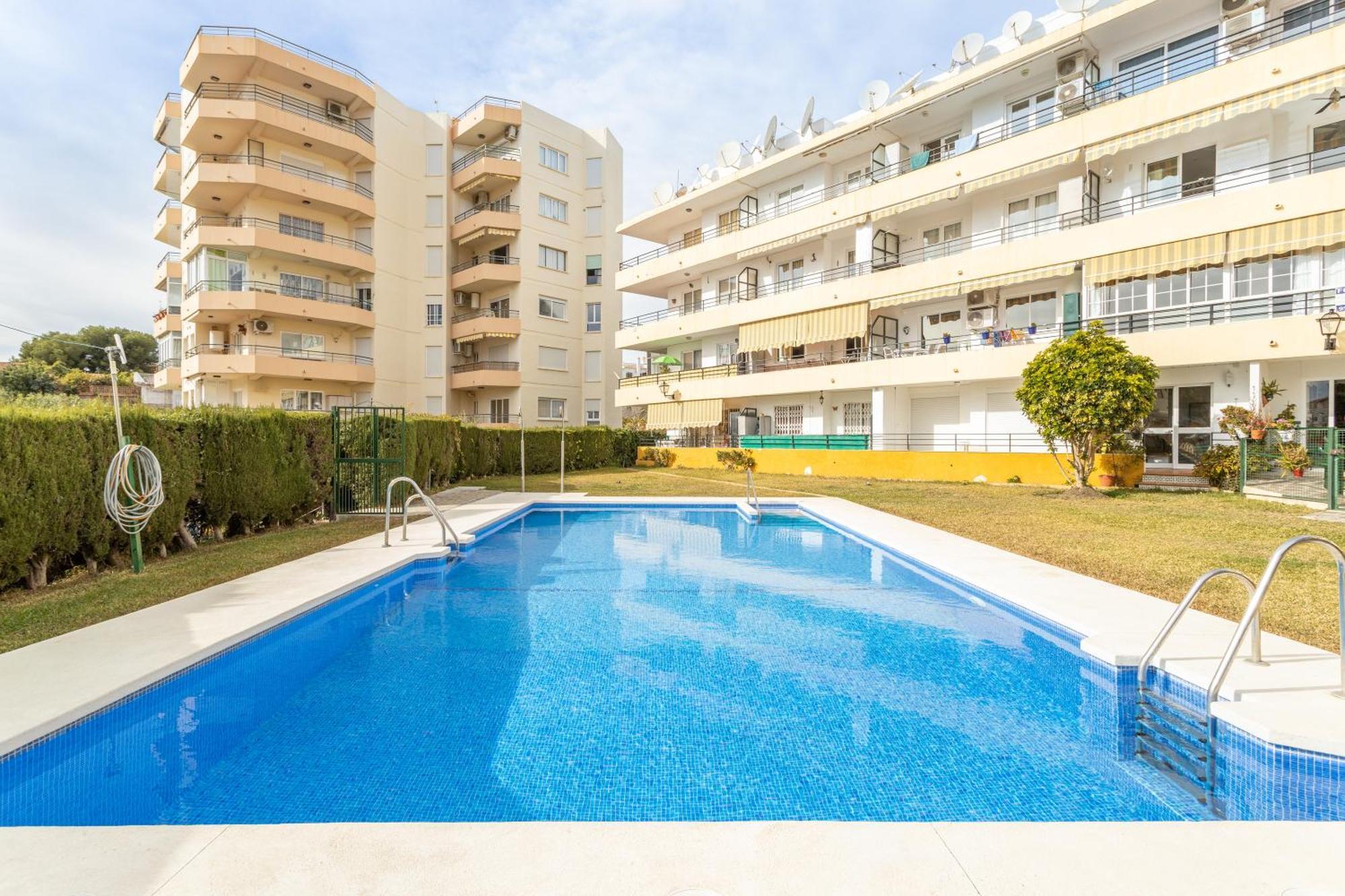Bright And Spacious 2 Bed Apt Nerja Dış mekan fotoğraf