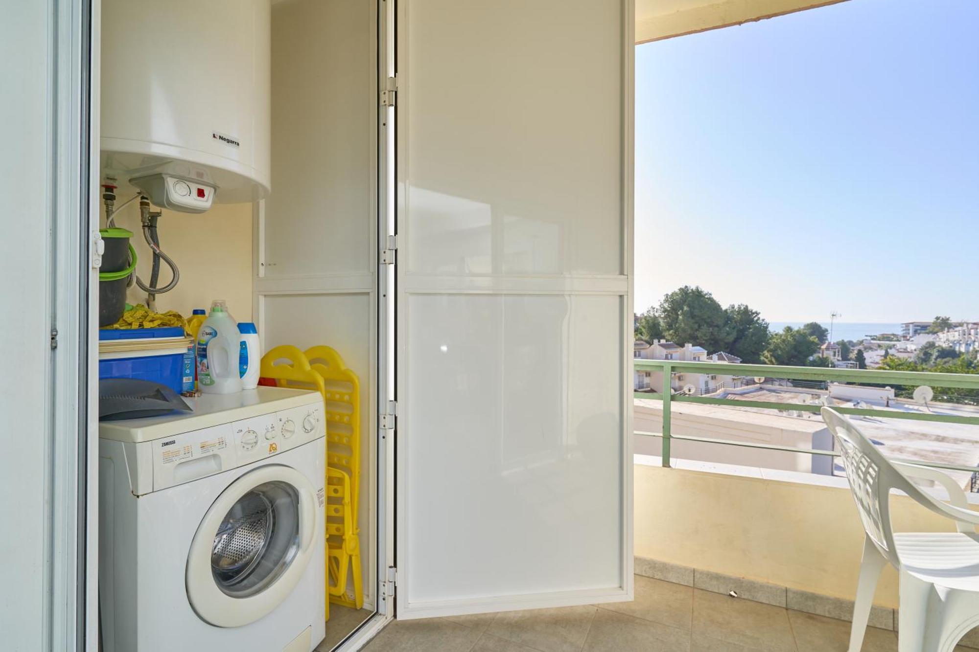 Bright And Spacious 2 Bed Apt Nerja Dış mekan fotoğraf