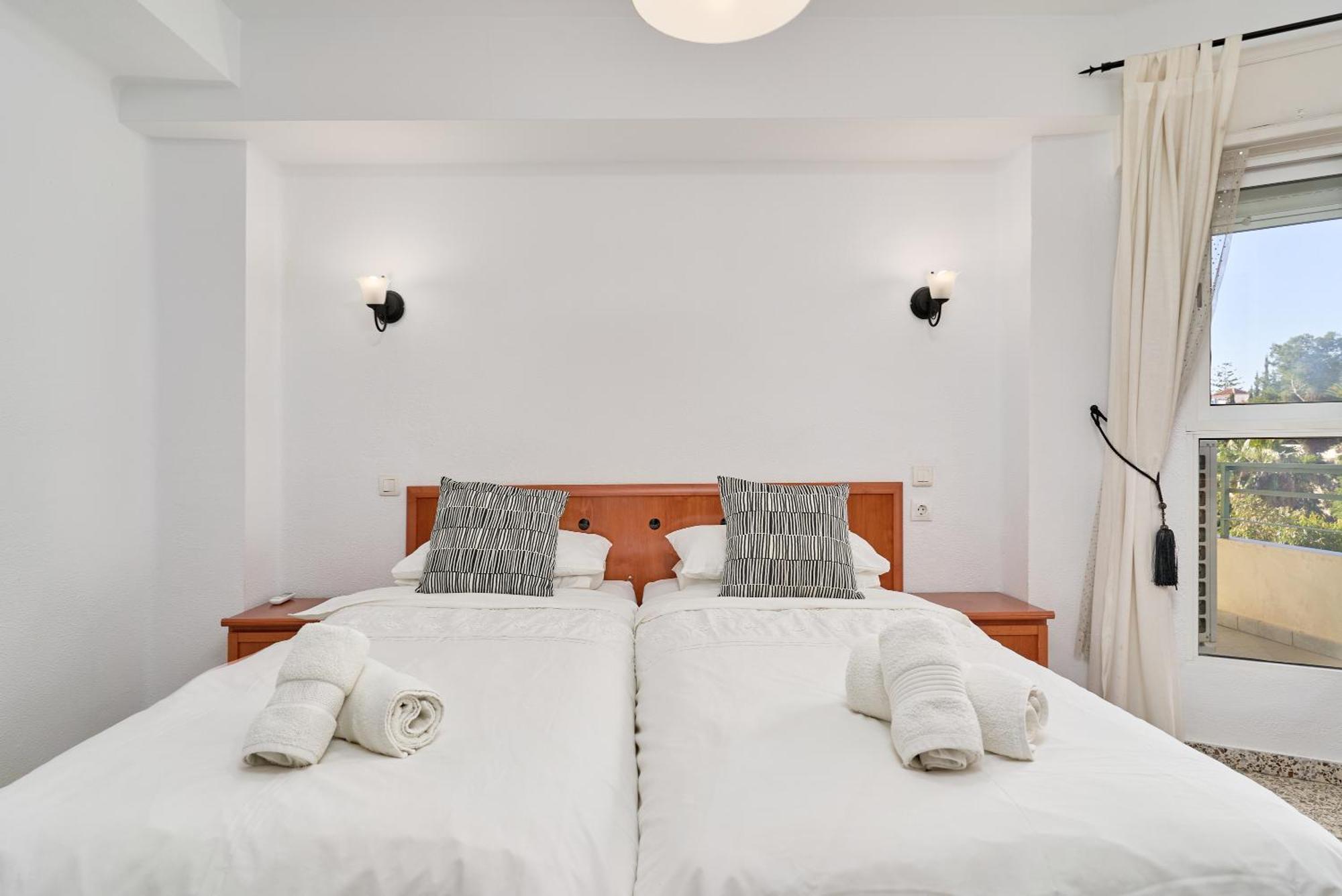Bright And Spacious 2 Bed Apt Nerja Dış mekan fotoğraf