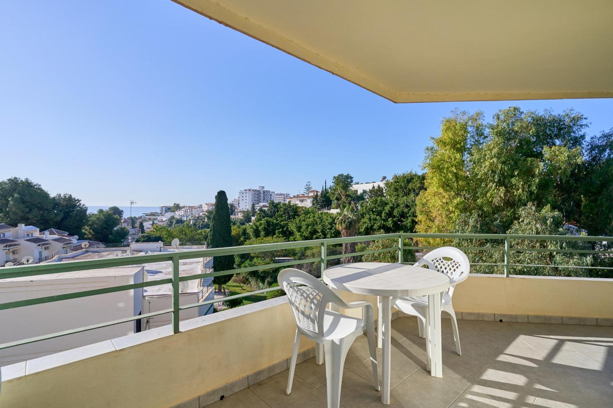 Bright And Spacious 2 Bed Apt Nerja Dış mekan fotoğraf