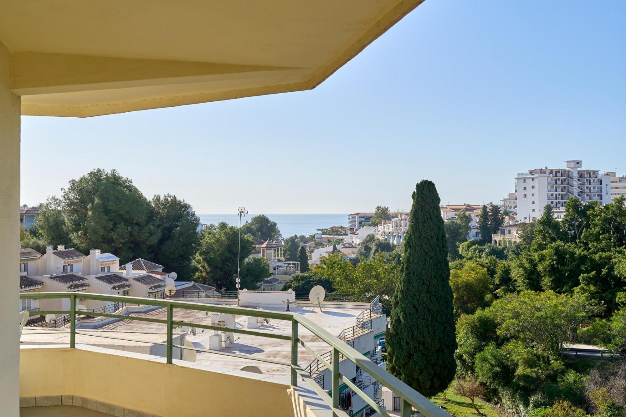 Bright And Spacious 2 Bed Apt Nerja Dış mekan fotoğraf